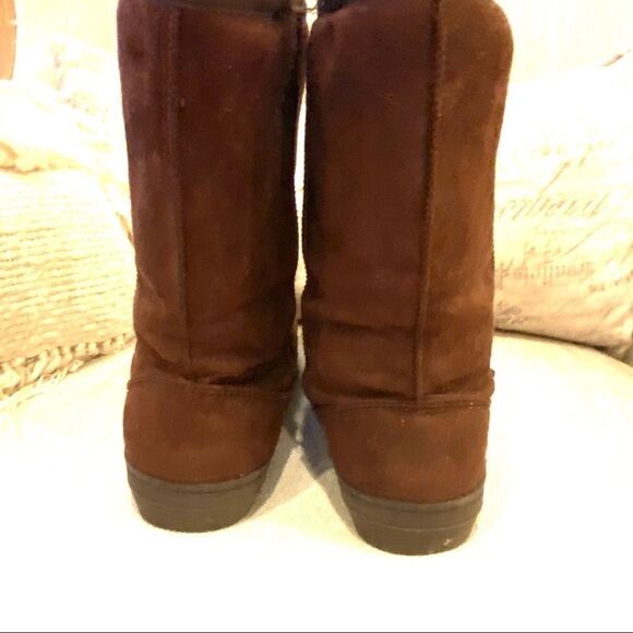 Journee Collection Women’s Boot Brown Color Mid Calf Suede Sherpa Lined  Size 7 - Picture 7 of 11
